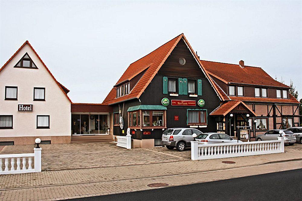 Hotel Kaiserquelle Salzgitter Exteriör bild